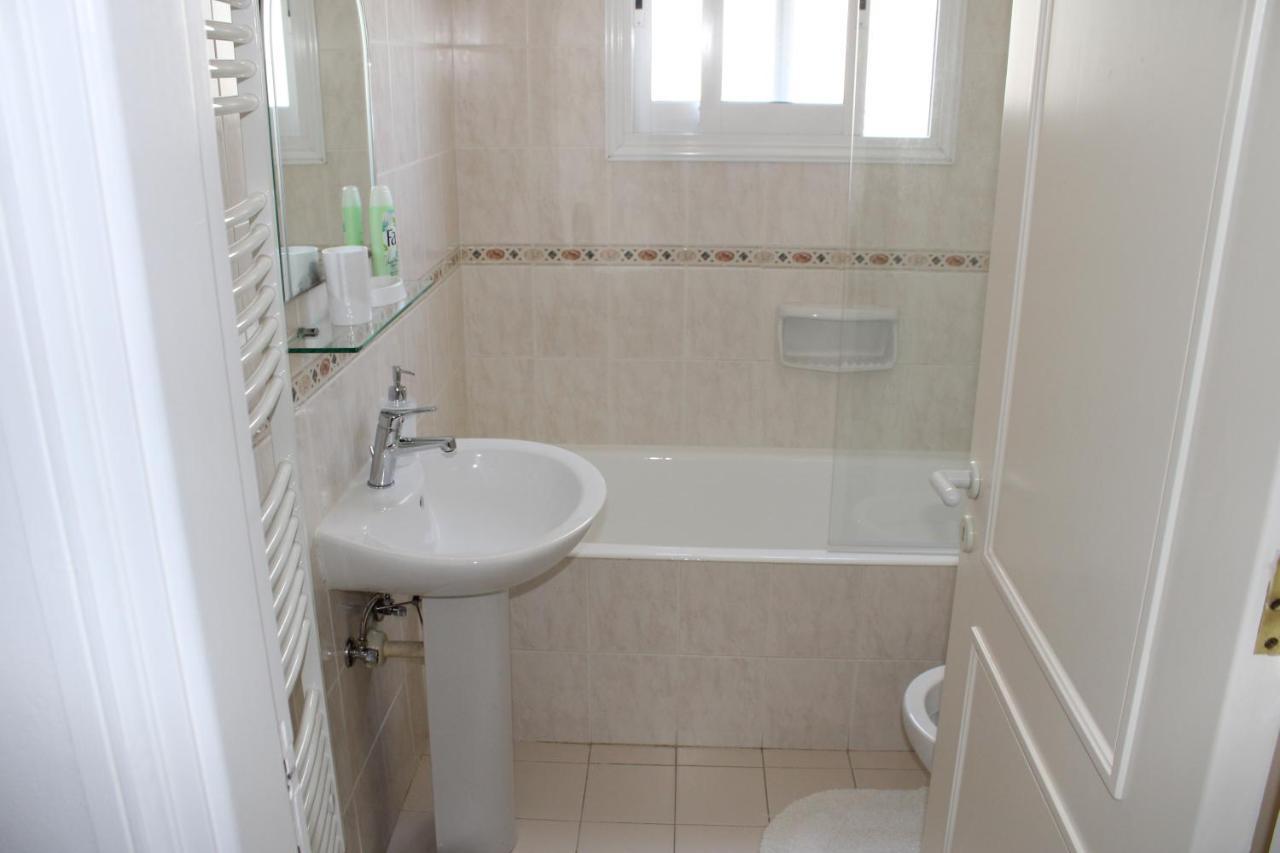 Paradise Gardens Holiday Apartment *